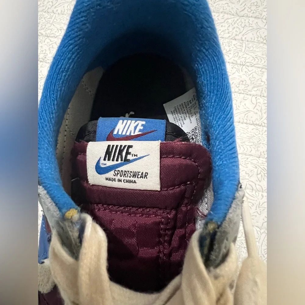 Nike Men’s Maroon and Blue Sportswear Sacai Undercover Sneakers Sz 4.5
